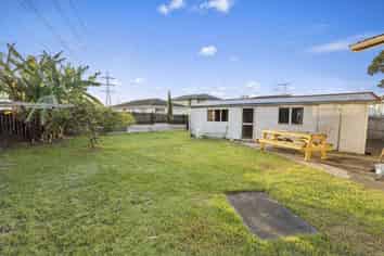 29 Othello Drive, Clover Park