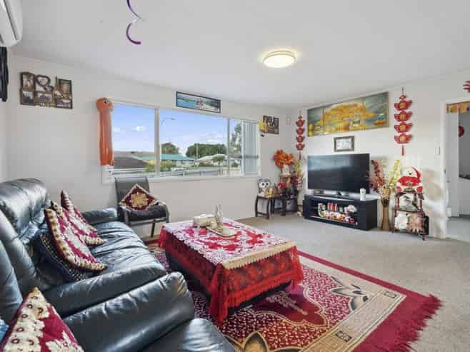 29 Othello Drive, Clover Park