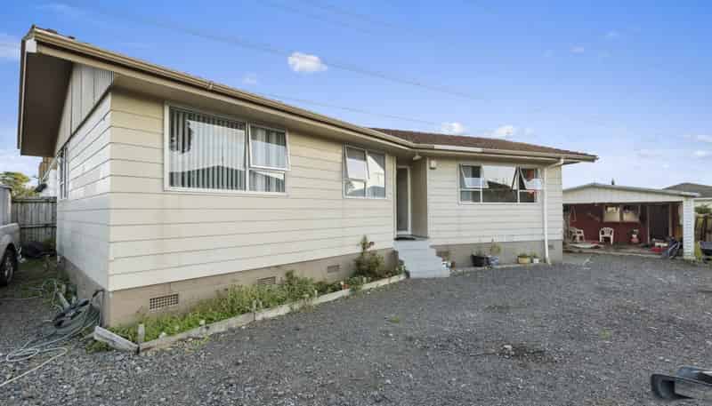29 Othello Drive, Clover Park
