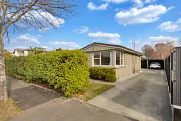 1041 Colombo Street, Saint Albans