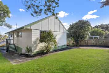 64 Simon Ellice Drive, Bayview
