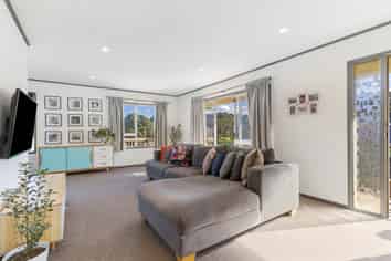 64 Simon Ellice Drive, Bayview