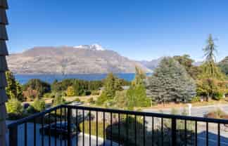 10/8 McKerrow Place, Fernhill/Sunshine Bay
