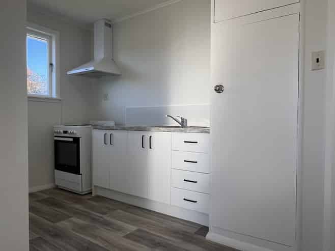 68 Montgomery Crescent, Melville