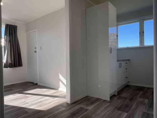 68 Montgomery Crescent, Melville