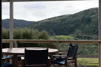 702 Backriver Road, Peria