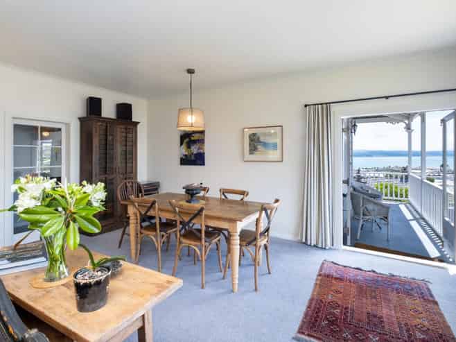8 Goldsmith Terrace, Hospital Hill