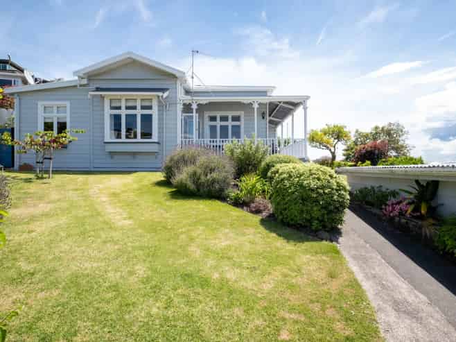 8 Goldsmith Terrace, Hospital Hill