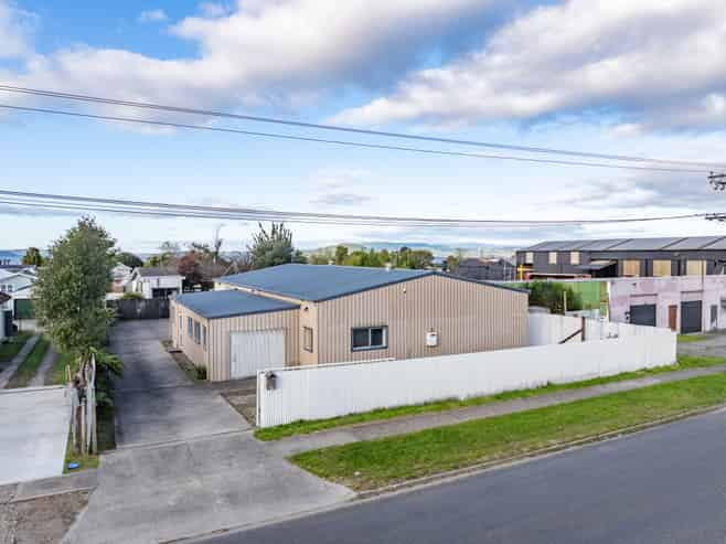 Industrial / Commercial Freehold Opportunity
