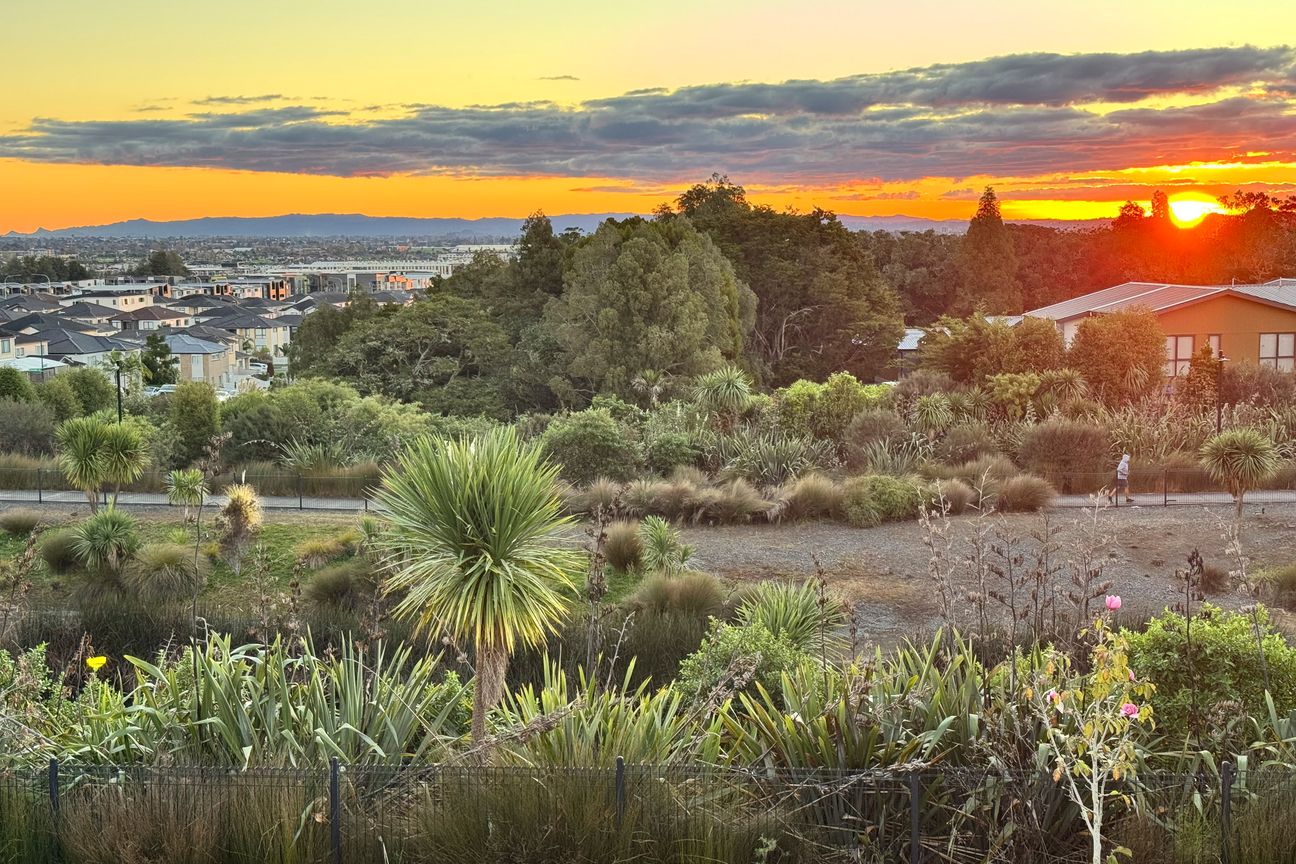 A View You Truly Deserve - 7 Fricker Way - Widok 2