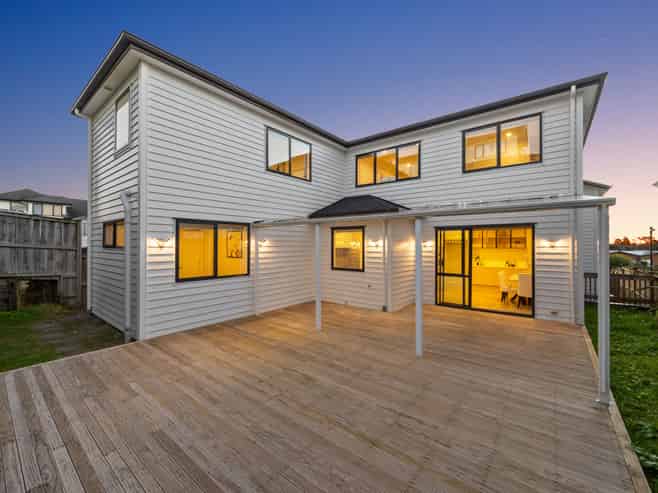 7 Fricker Way, Flat Bush