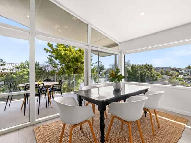 9 Busby Hill, Havelock North