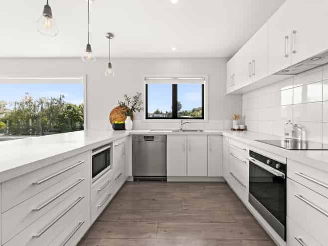 9 Busby Hill, Havelock North