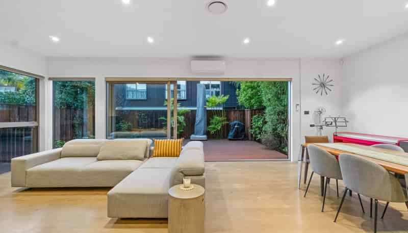 8/28 Koraha Street, Remuera