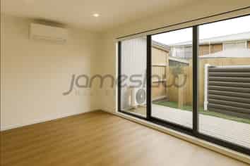 4/5 Chevis Place, Pakuranga