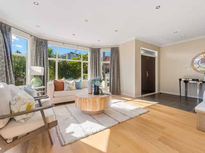44 Newbury Place, Schnapper Rock