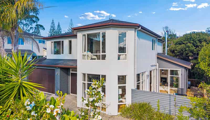 44 Newbury Place, Schnapper Rock