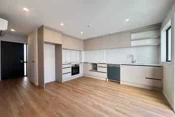 8B Starling Place, Ranui