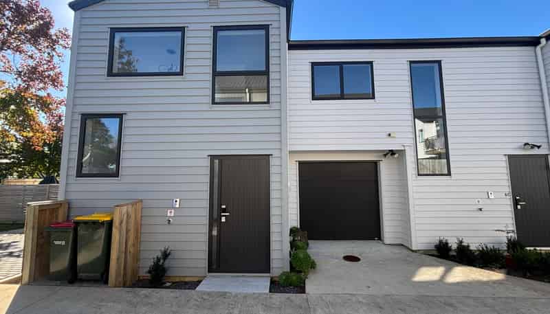 8B Starling Place, Ranui
