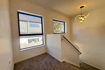8B Starling Place, Ranui