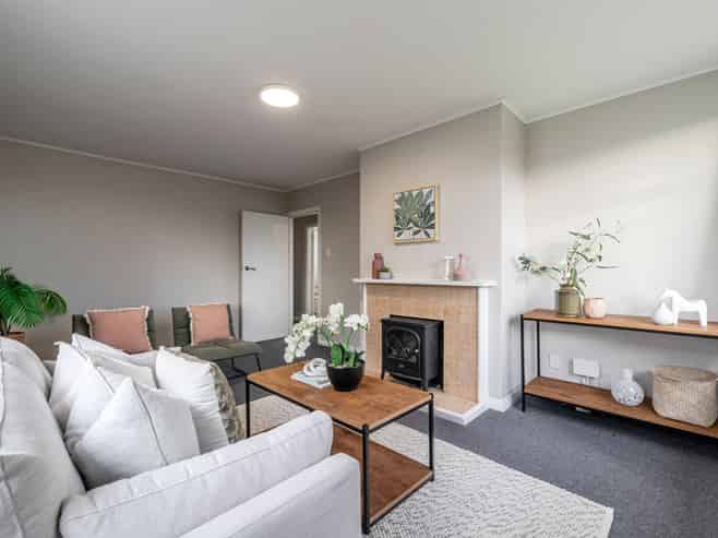 55 Upham Terrace, Roslyn