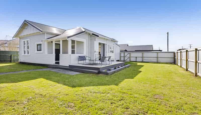 2 Burns Street, Hawera