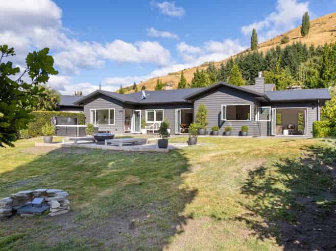 45 Ferry Hill Drive, Lower Shotover