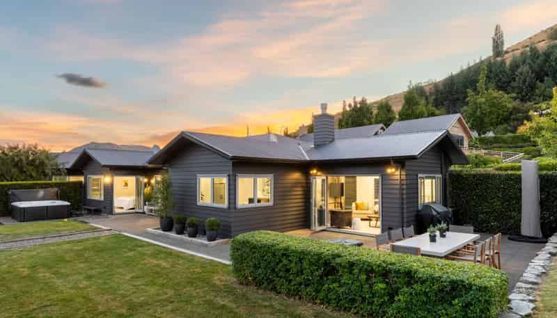 45 Ferry Hill Drive, Lower Shotover