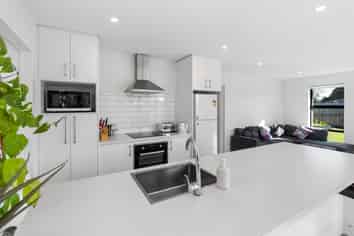 15 & 17 Rolleston Drive, Rolleston