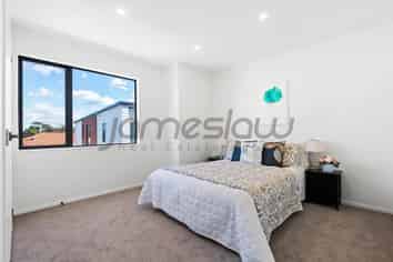 Auckland - Address withheld