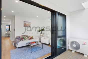 Auckland - Address withheld