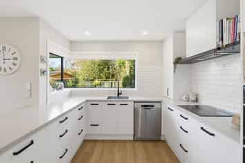 20 Hewitts Road, Woodend