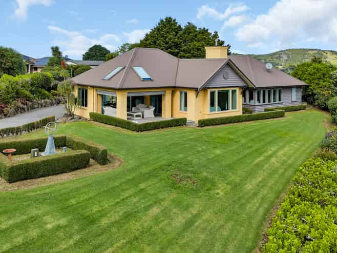 4 Tullamore, Maunu