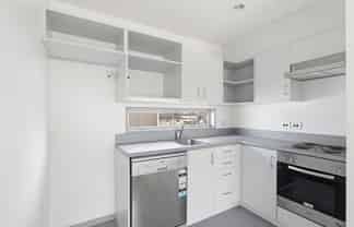 8/443 Cashel Street, Linwood