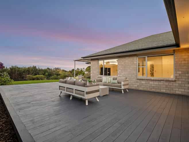 53 Beachwood Road, Hatfields Beach