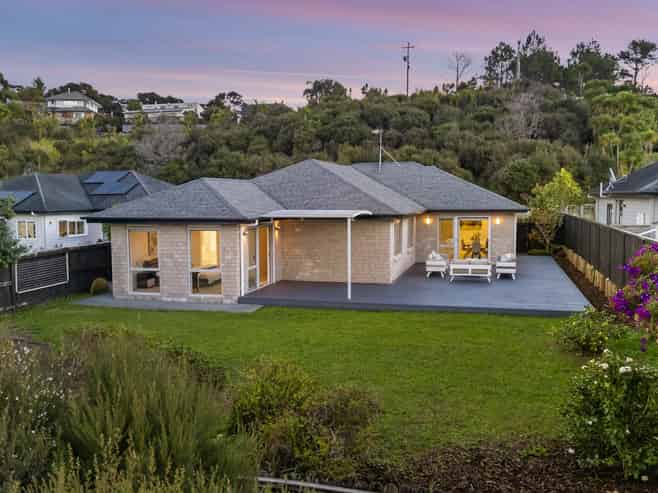 53 Beachwood Drive, Hatfields Beach