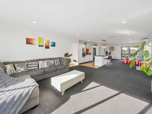 17 Te Kaeaea Crescent, Trentham