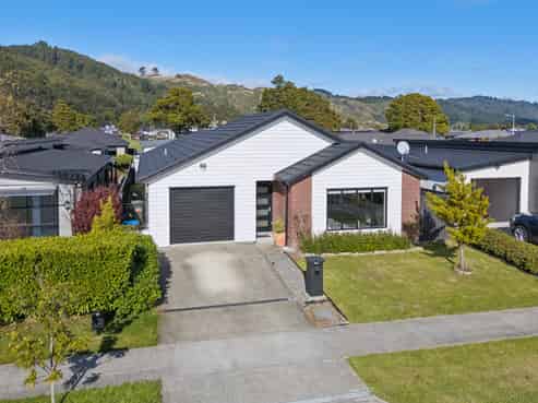 17 Te Kaeaea Crescent, Trentham
