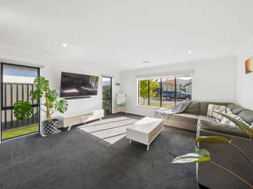 17 Te Kaeaea Crescent, Trentham