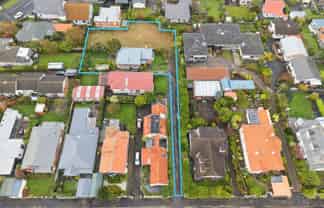 26 & 26B Ings Avenue, Saint Clair