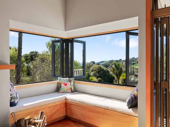 31 Marine View Road, Onetangi
