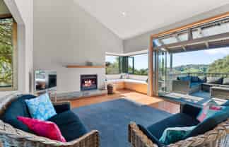 31 Marine View Road, Onetangi