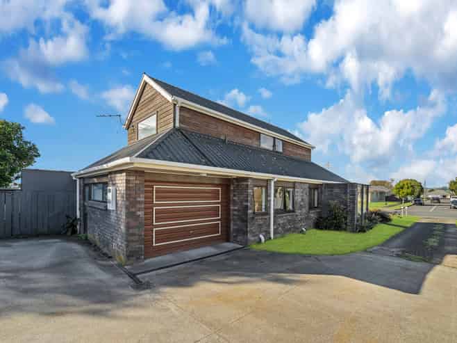 112 Edinburgh Street, Pukekohe