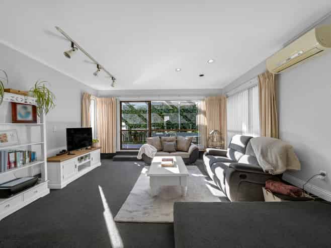 112 Edinburgh Street, Pukekohe