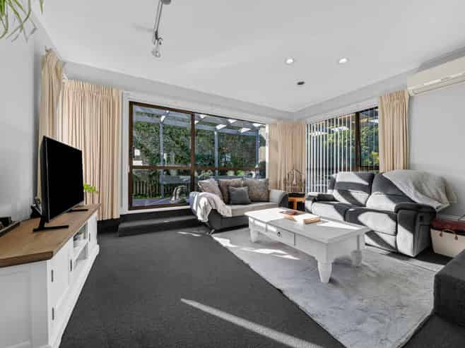 112 Edinburgh Street, Pukekohe
