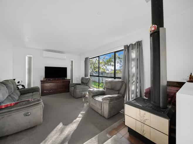 112b Edinburgh Street, Pukekohe
