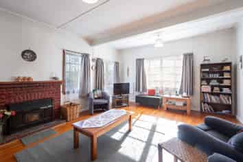 98 Cambria  Street, The Wood