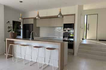 181 Ninth View Ave, Beachlands