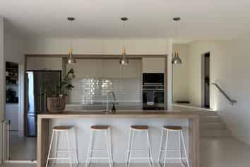 181 Ninth View Ave, Beachlands