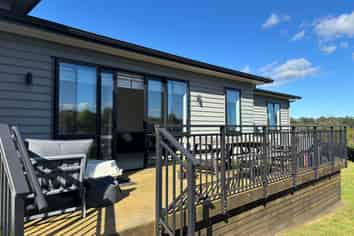 181 Ninth View Ave, Beachlands